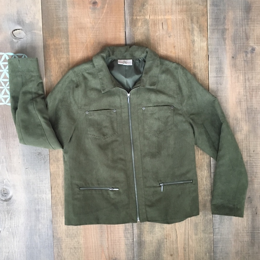 Studio Works Faux Suede Green Short Jacket. Sz 8P